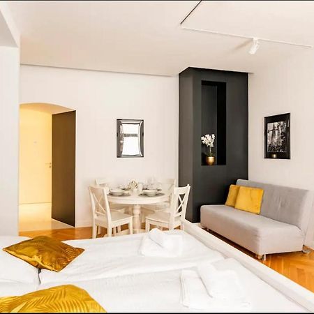Gemuetliches Und Modernes Apartment,44 M² Wien Exteriör bild